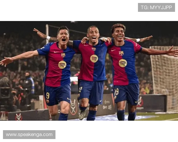 激情燃烧绿茵场经典进球集锦震撼回顾全程高光时刻巅峰对决荣耀瞬间 - 副本 - 副本 (2)