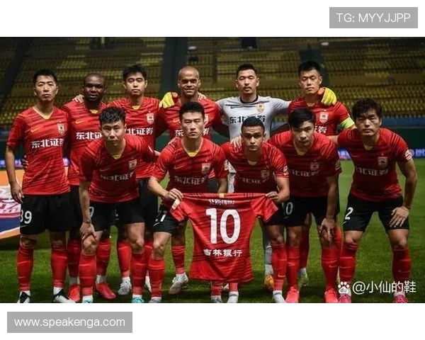 球迷投票结果揭晓引爆赛季最佳球员归属之争与球队未来走势深度解读 - 副本 - 副本 - 副本